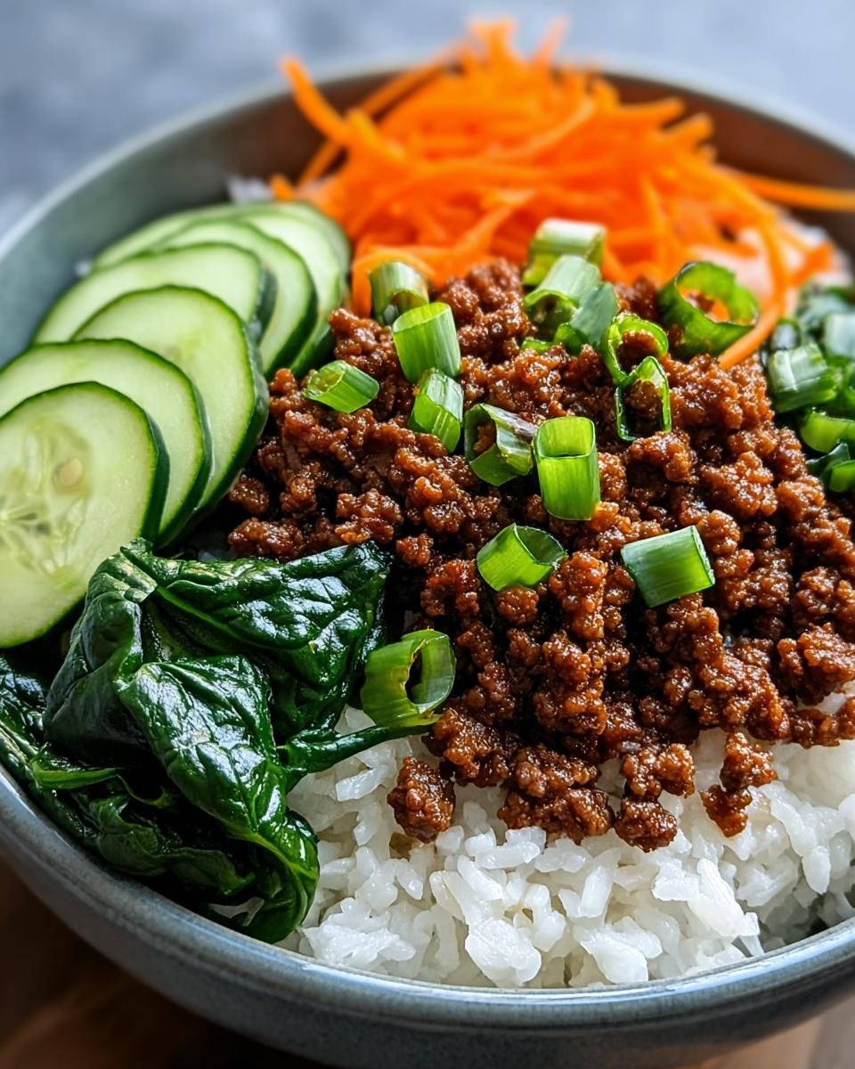 Rindfleisch-Bowl mit Gurke & Sriracha - Other 1